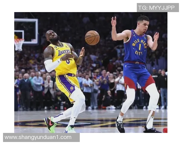 湖人对决76人精彩回顾七月八日赛场上的激烈碰撞与精彩瞬间